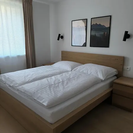 Home, Gerlachov, Garden And Free Indoor Parking Διαμέρισμα